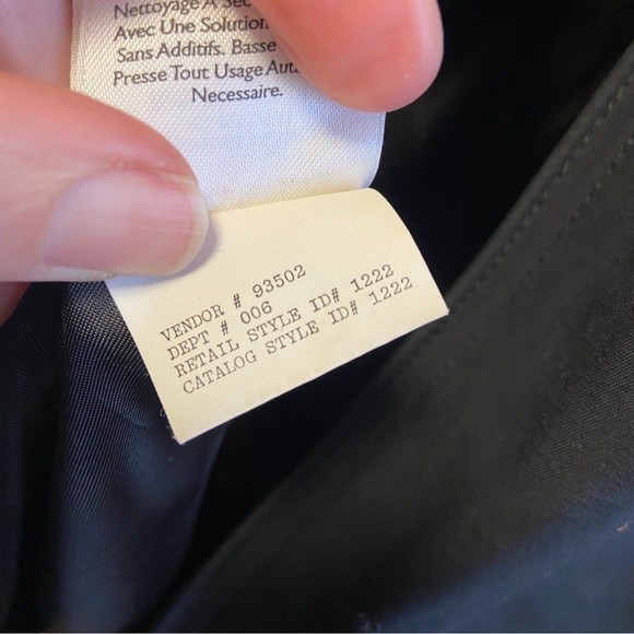 Eddie Bauer Hooded Jacket - Picture 7 of 8